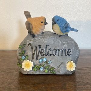 NWT- Welcome Garden or Next to Front Door / Porch Stone- w/ Birds & Flowers